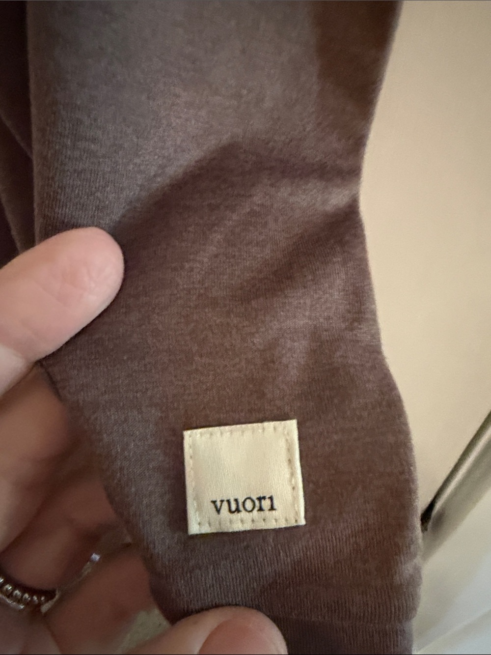Vuori women’s Full zip performance hoodie - Picture 2 of 3